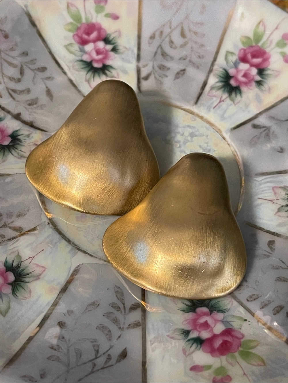 Vintage Lazuli Designer Modernist Satin Gold Runway Statement Clip-On Earrings